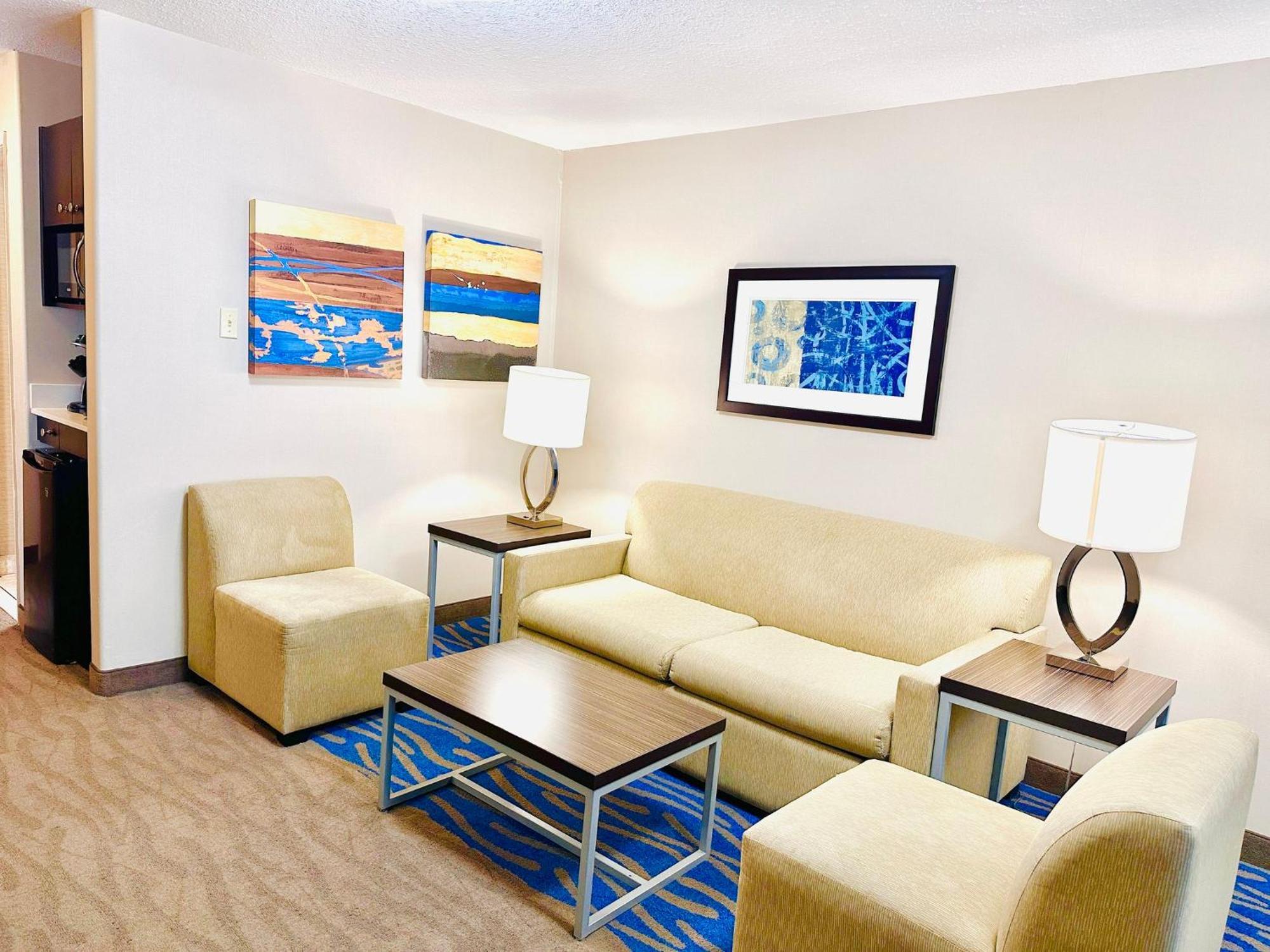 Holiday Inn Hotel & Suites Regina By Ihg Экстерьер фото