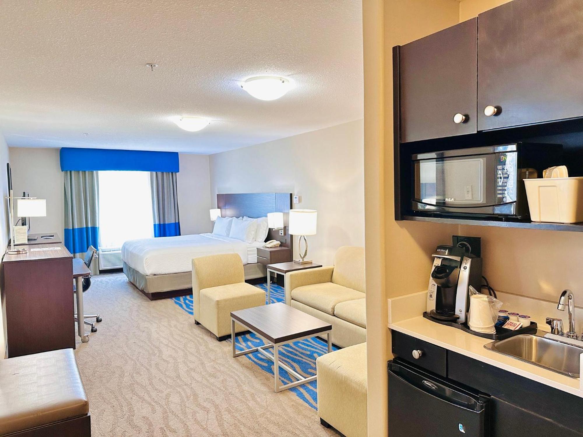 Holiday Inn Hotel & Suites Regina By Ihg Экстерьер фото