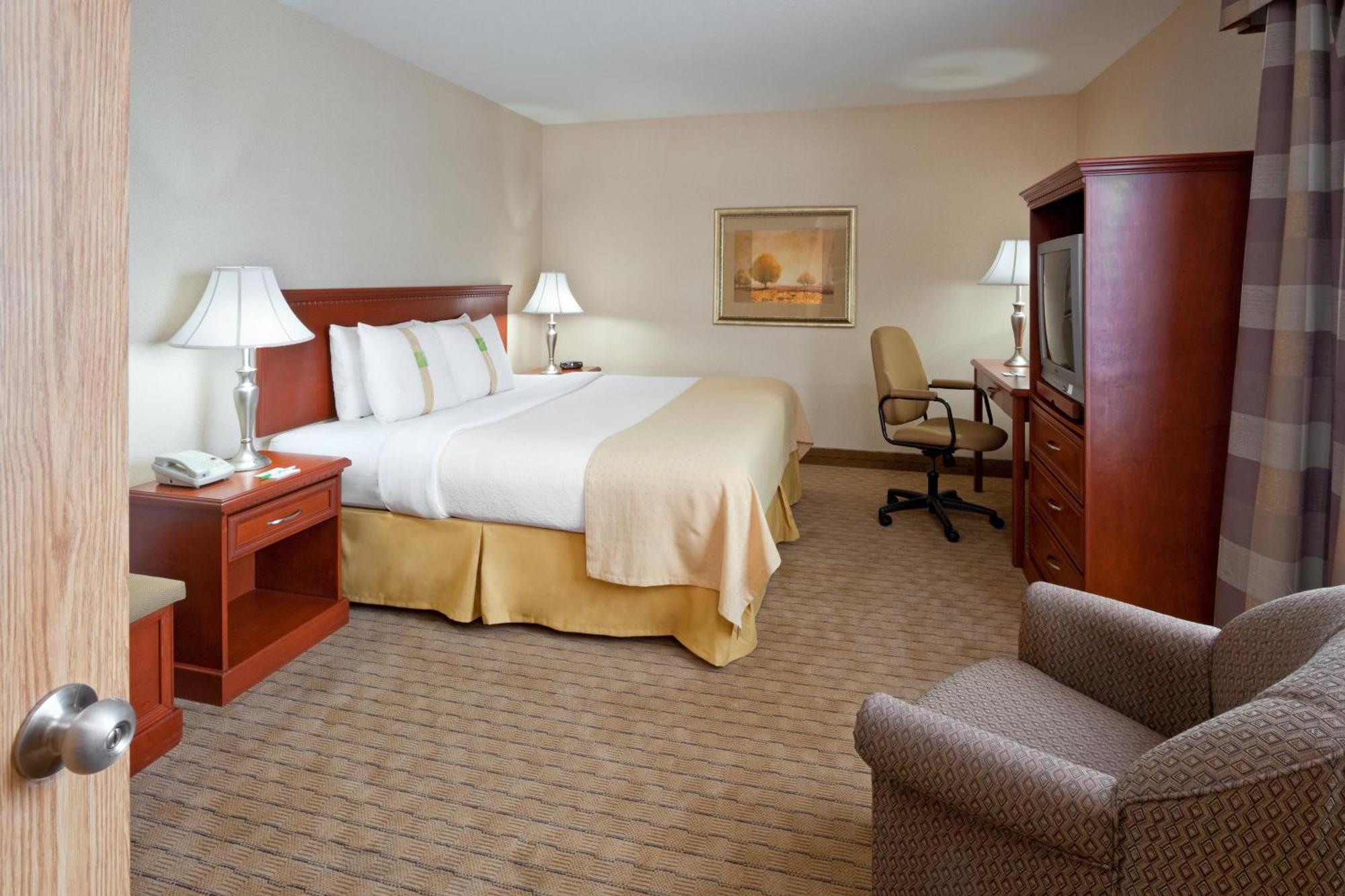 Holiday Inn Hotel & Suites Regina By Ihg Экстерьер фото